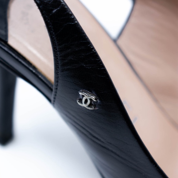 Chanel Leather Sling Back Pumps - Picture 5 of 9